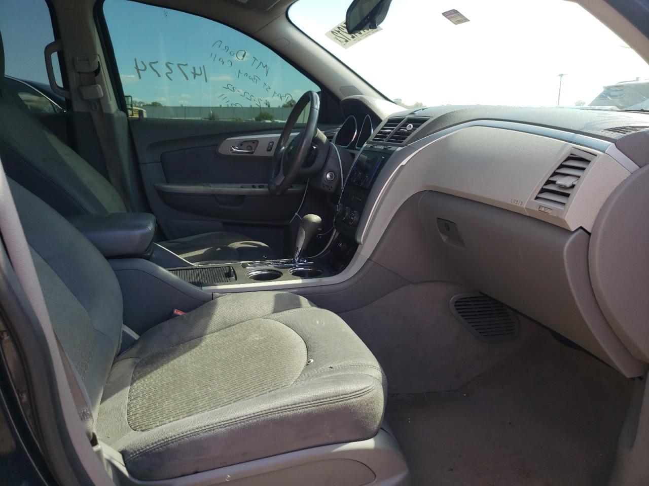 Photo 5 from auction – 2012 CHEVROLET TRAVERSE L with VIN 1GNKRFED1CJ191589