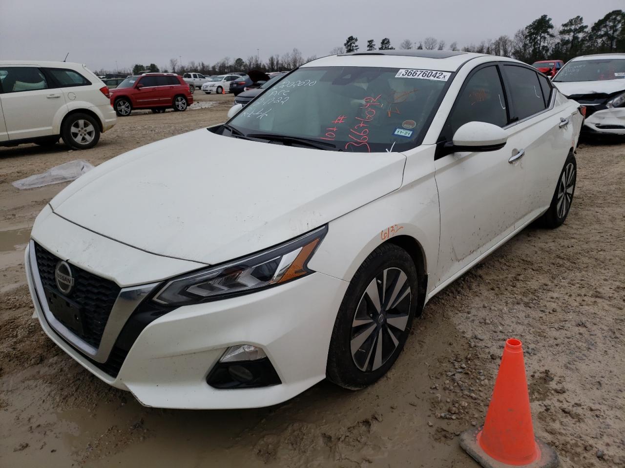 Photo 2 from auction – 2020 NISSAN ALTIMA SL with VIN 1N4BL4EV8LC123159