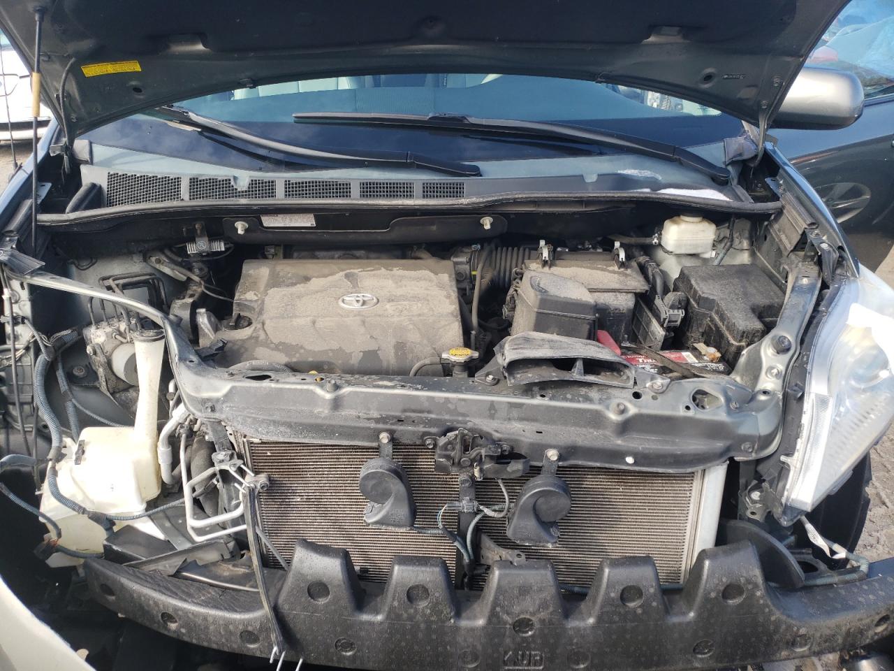 Foto 7 de la subasta – 2012 TOYOTA SIENNA XLE con VIN 5TDYK3DC6CS218237