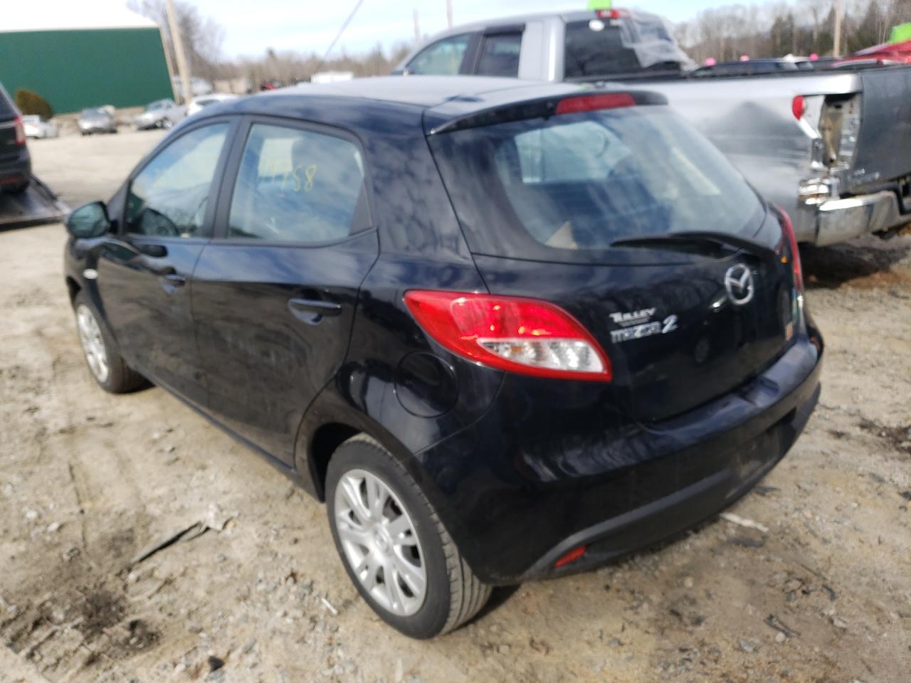 Photo 3 from auction – 2012 MAZDA MAZDA2 with VIN JM1DE1KZ0C0143233