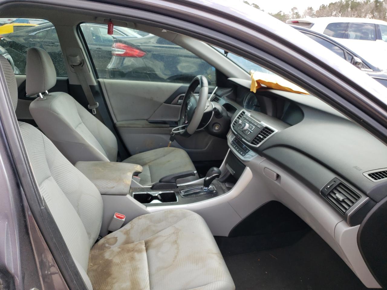Photo 5 from auction – 2014 HONDA ACCORD LX with VIN 1HGCR2F38EA240447