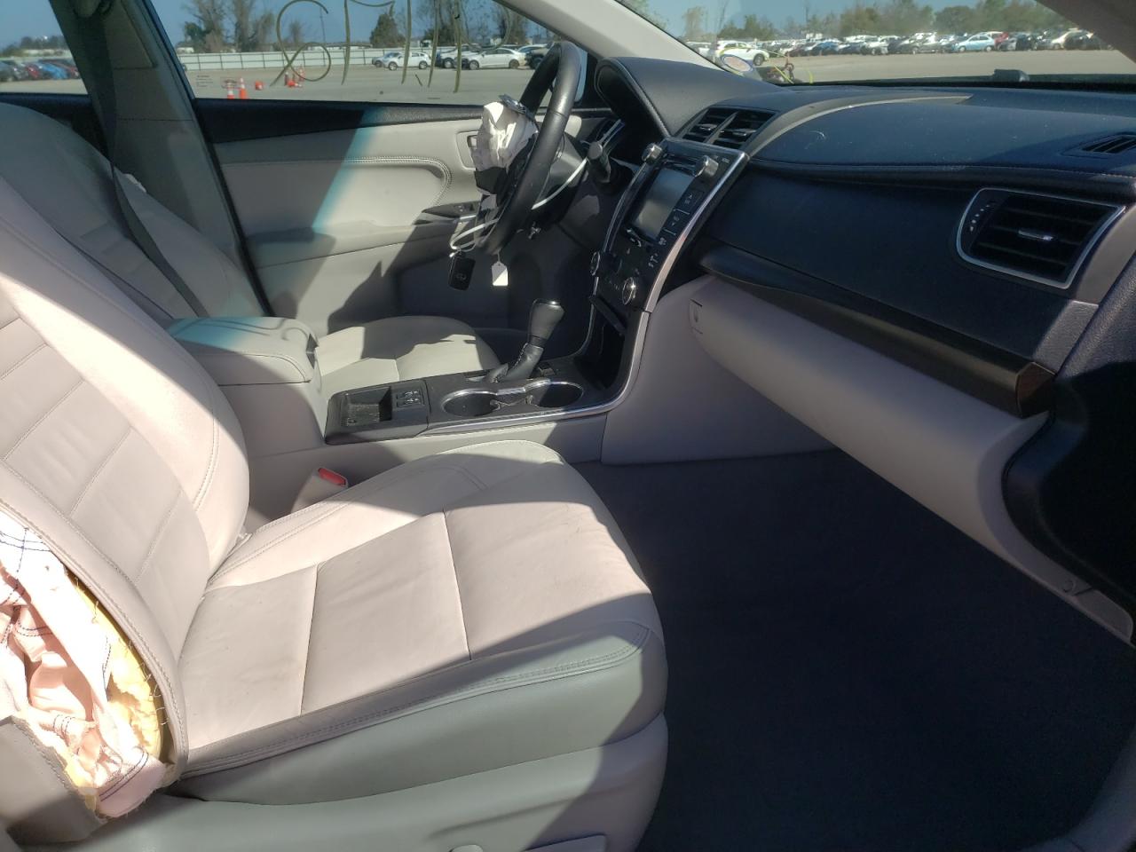 Photo 5 from auction – 2016 TOYOTA CAMRY LE with VIN 4T1BF1FK6GU514715