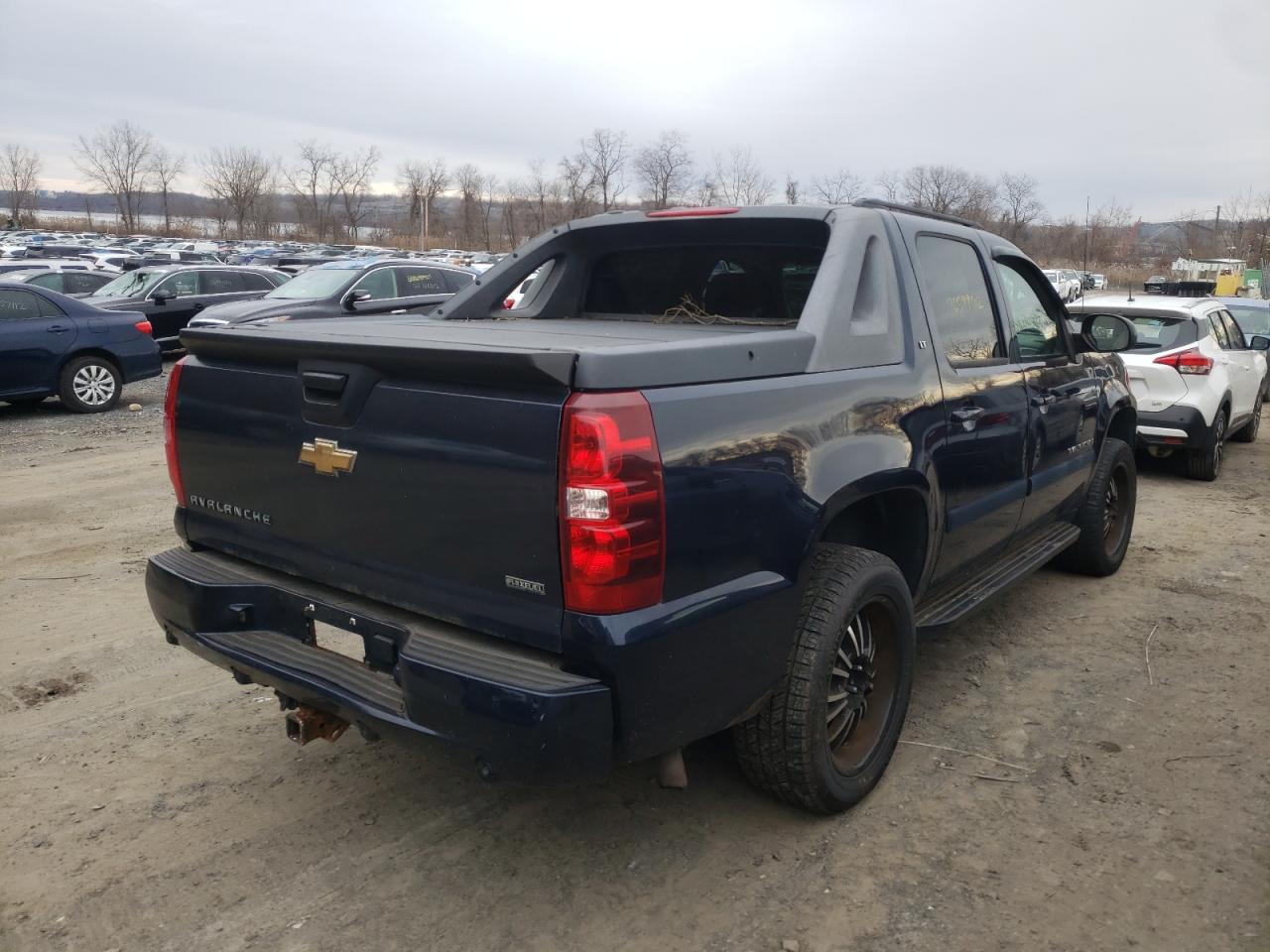 Photo 4 from auction – 2008 CHEVROLET AVALANCHE with VIN 3GNFK12358G163775