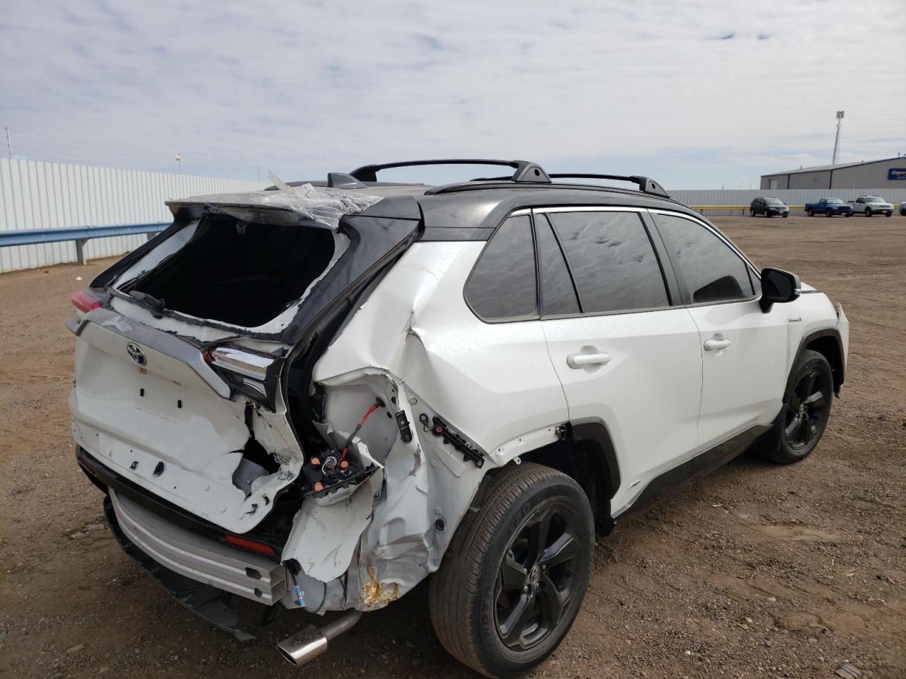 Photo 4 from auction – 2020 TOYOTA RAV4 XSE with VIN JTMEWRFVXLJ044646