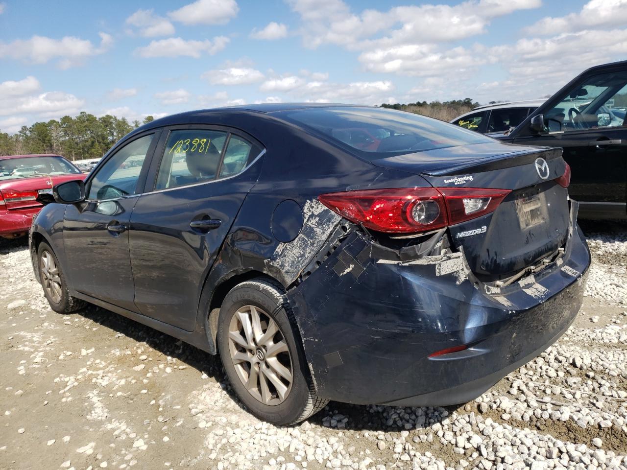 Photo 3 from auction – 2015 MAZDA 3 TOURING with VIN JM1BM1V78F1247682