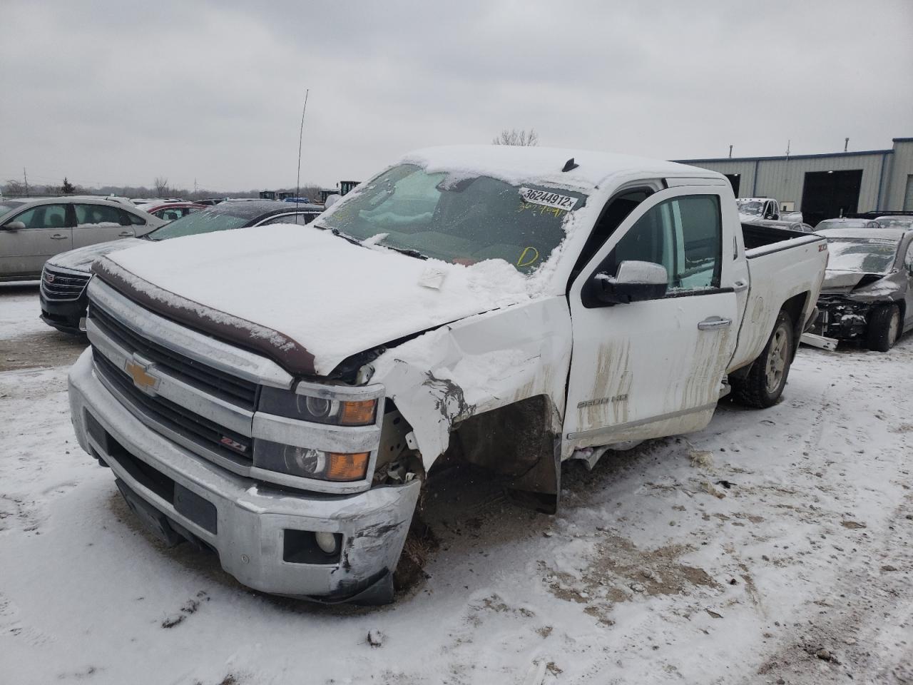 Photo 2 from auction – 2015 CHEVROLET SILVERADO with VIN 1GC1KWEG8FF112655