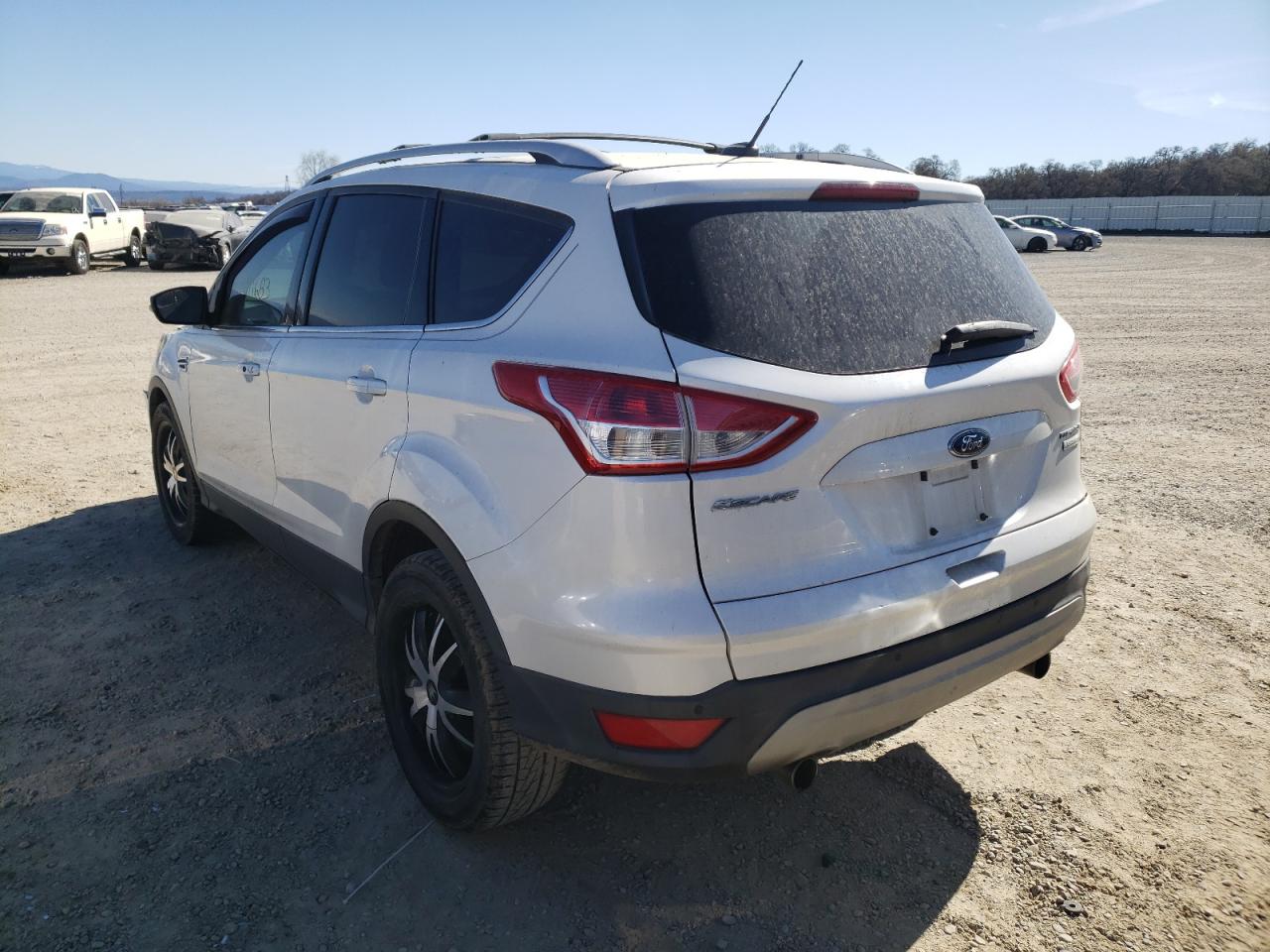 Photo 3 from auction – 2013 FORD ESCAPE TIT with VIN 1FMCU0J90DUA53273