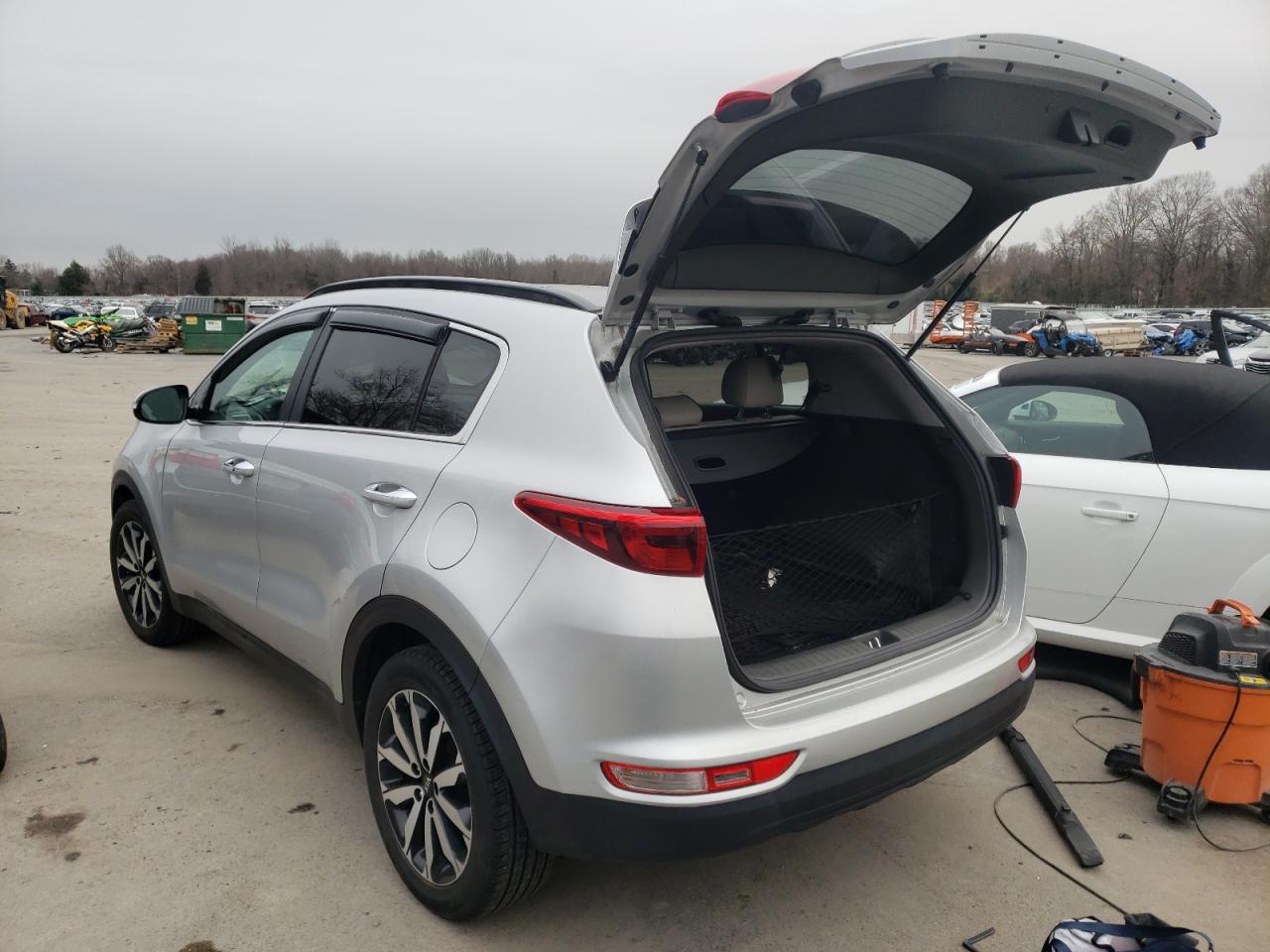 Photo 3 from auction – 2018 KIA SPORTAGE E with VIN KNDPN3AC0J7363188
