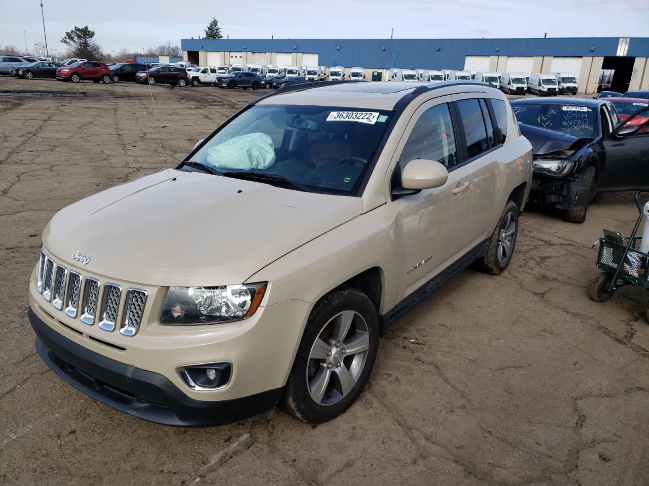 Photo 2 from auction – 2017 JEEP COMPASS LA with VIN 1C4NJCEA5HD155976