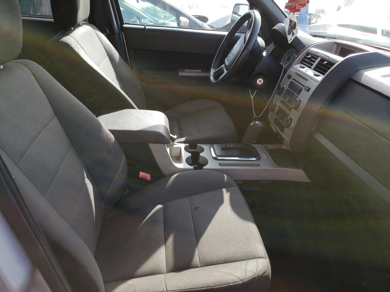 Photo 5 from auction – 2012 FORD ESCAPE XLT with VIN 1FMCU0D74CKB16833