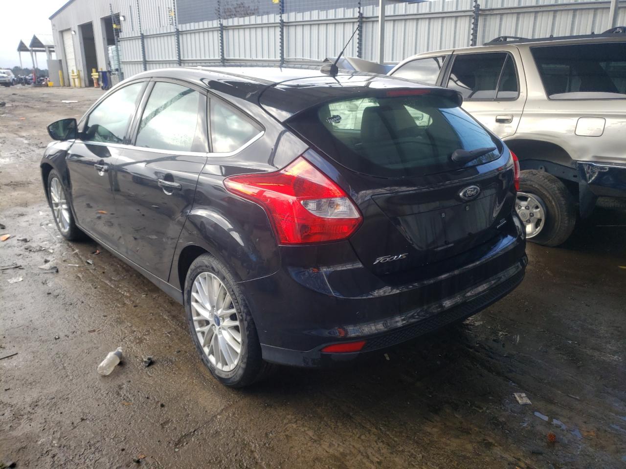 Photo 3 from auction – 2012 FORD FOCUS SEL with VIN 1FAHP3M29CL428251