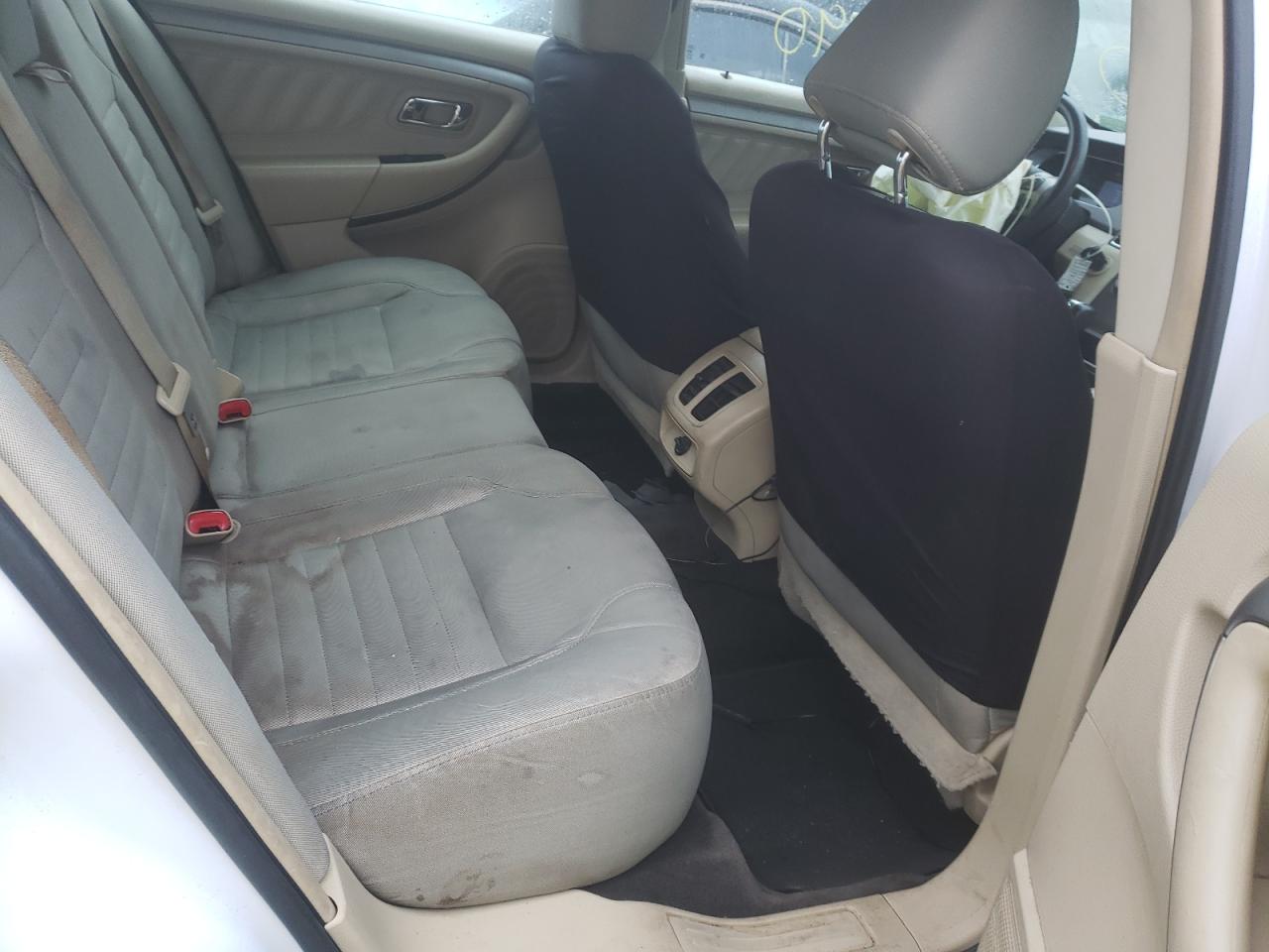Photo 6 from auction – 2013 FORD TAURUS SE with VIN 1FAHP2D82DG152634
