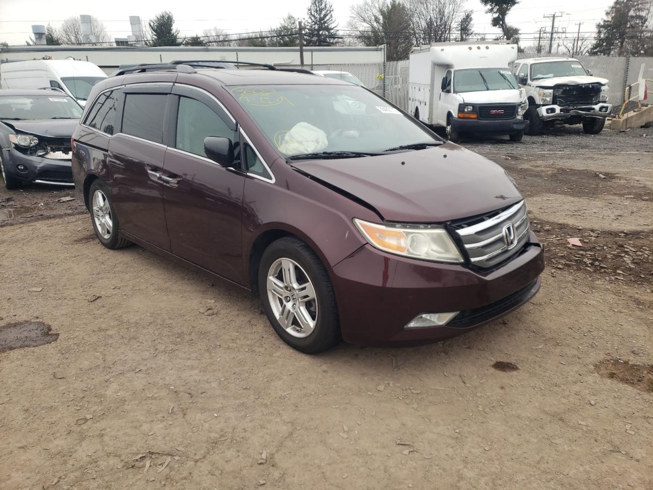 HONDA ODYSSEY TO 2012 with VIN 5FNRL5H99CB100084 - Photo from auction