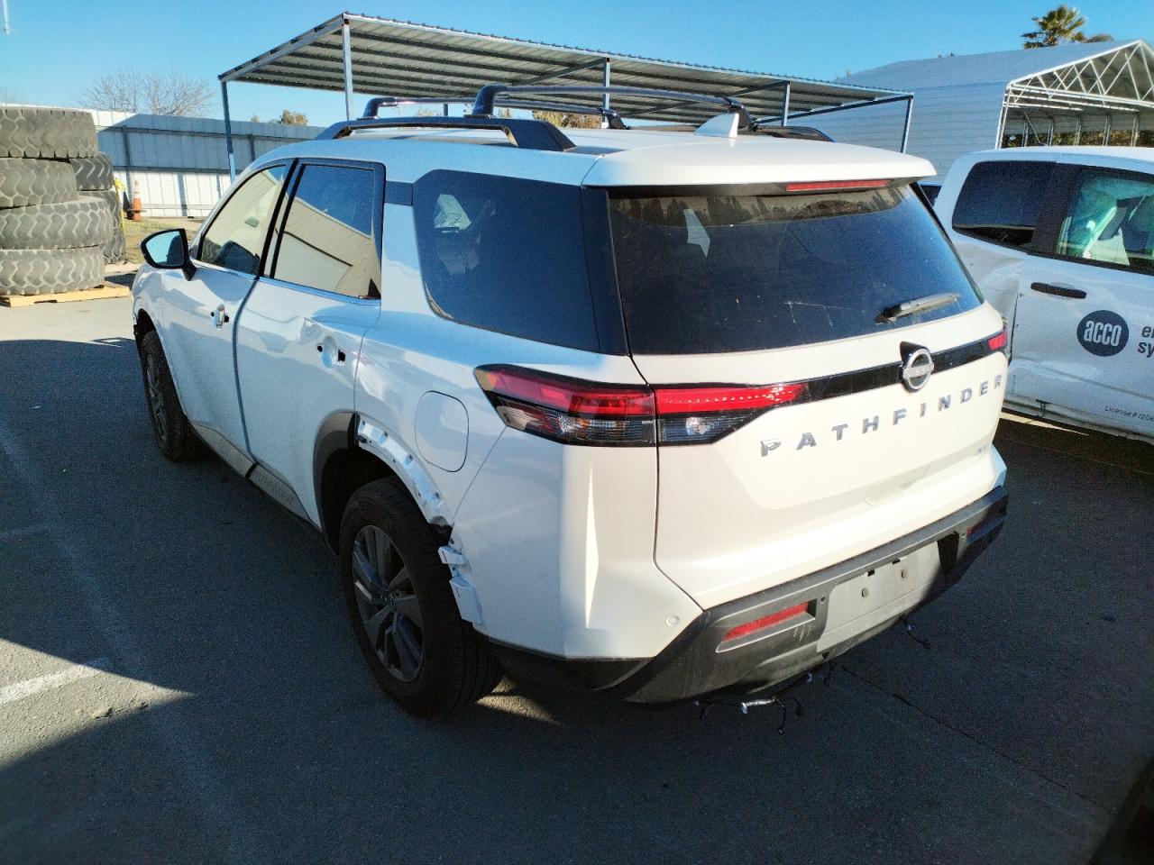 Photo 3 from auction – 2022 NISSAN PATHFINDER with VIN 5N1DR3BA2NC216691