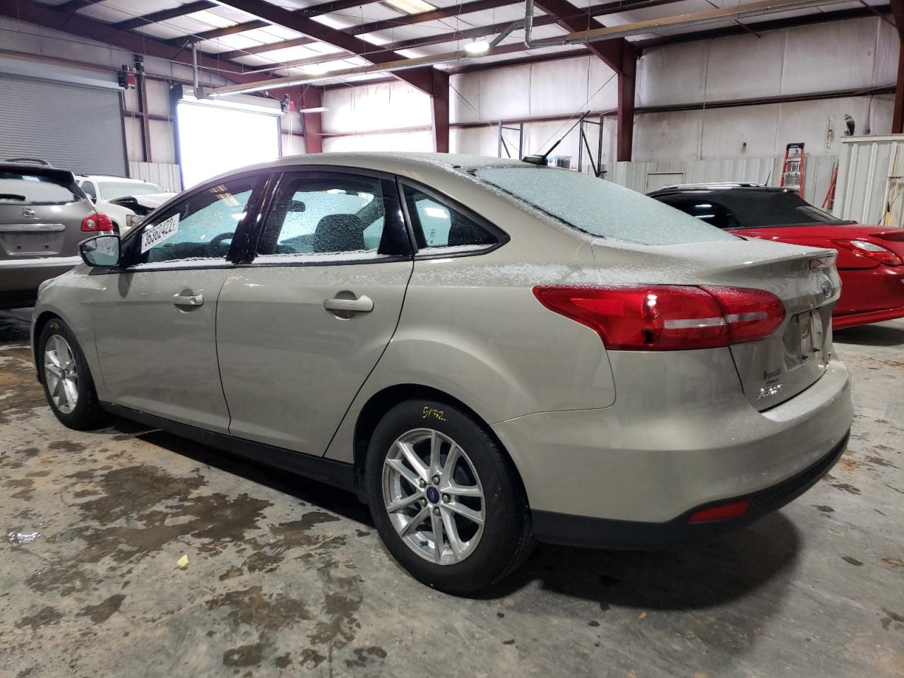 Photo 3 from auction – 2016 FORD FOCUS SE with VIN 1FADP3F22GL245159