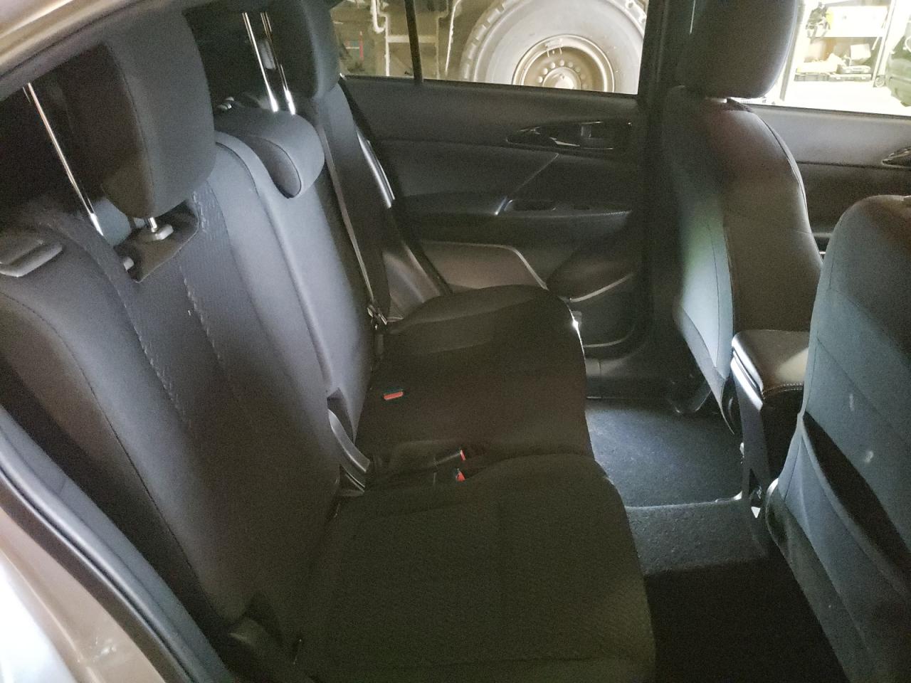 Photo 6 from auction – 2018 MITSUBISHI ECLIPSE CR with VIN JA4AT4AA9JZ065723
