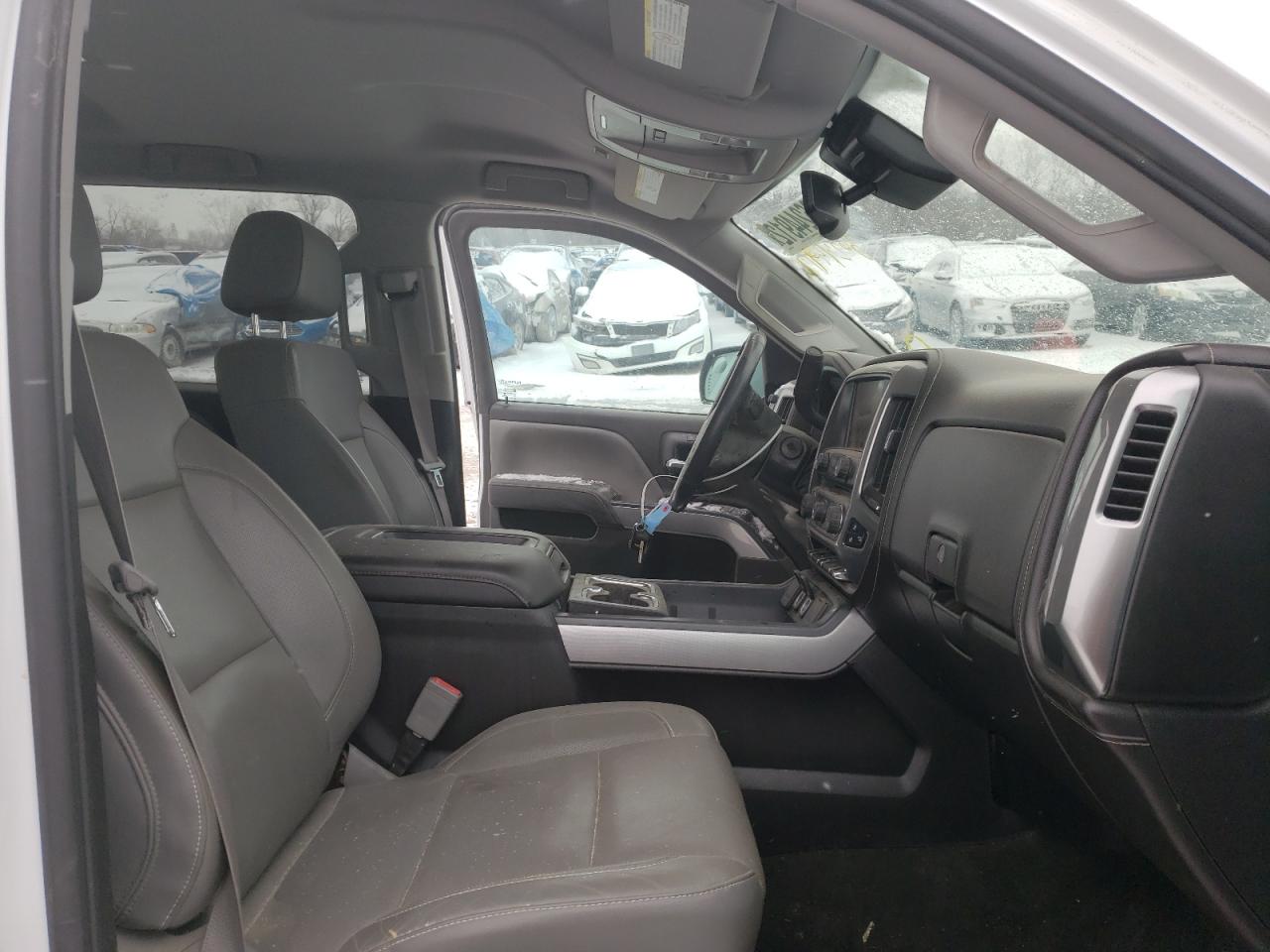 Photo 5 from auction – 2015 CHEVROLET SILVERADO with VIN 1GC1KWEG8FF112655
