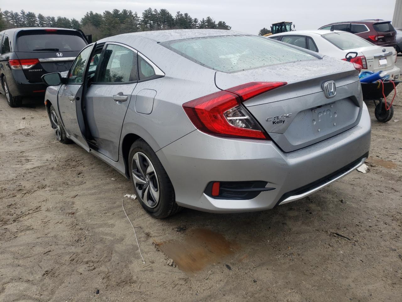 Photo 3 from auction – 2019 HONDA CIVIC LX with VIN 2HGFC2F67KH513321
