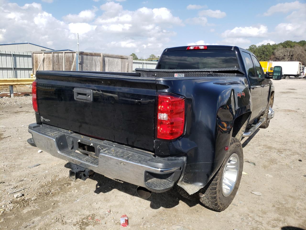 Photo 4 from auction – 2015 CHEVROLET SILVERADO with VIN 1GC4KZE87FF153477