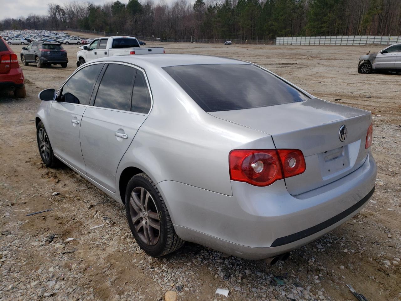 Photo 3 from auction – 2006 VOLKSWAGEN JETTA 2.5 with VIN 3VWRF71K36M712777