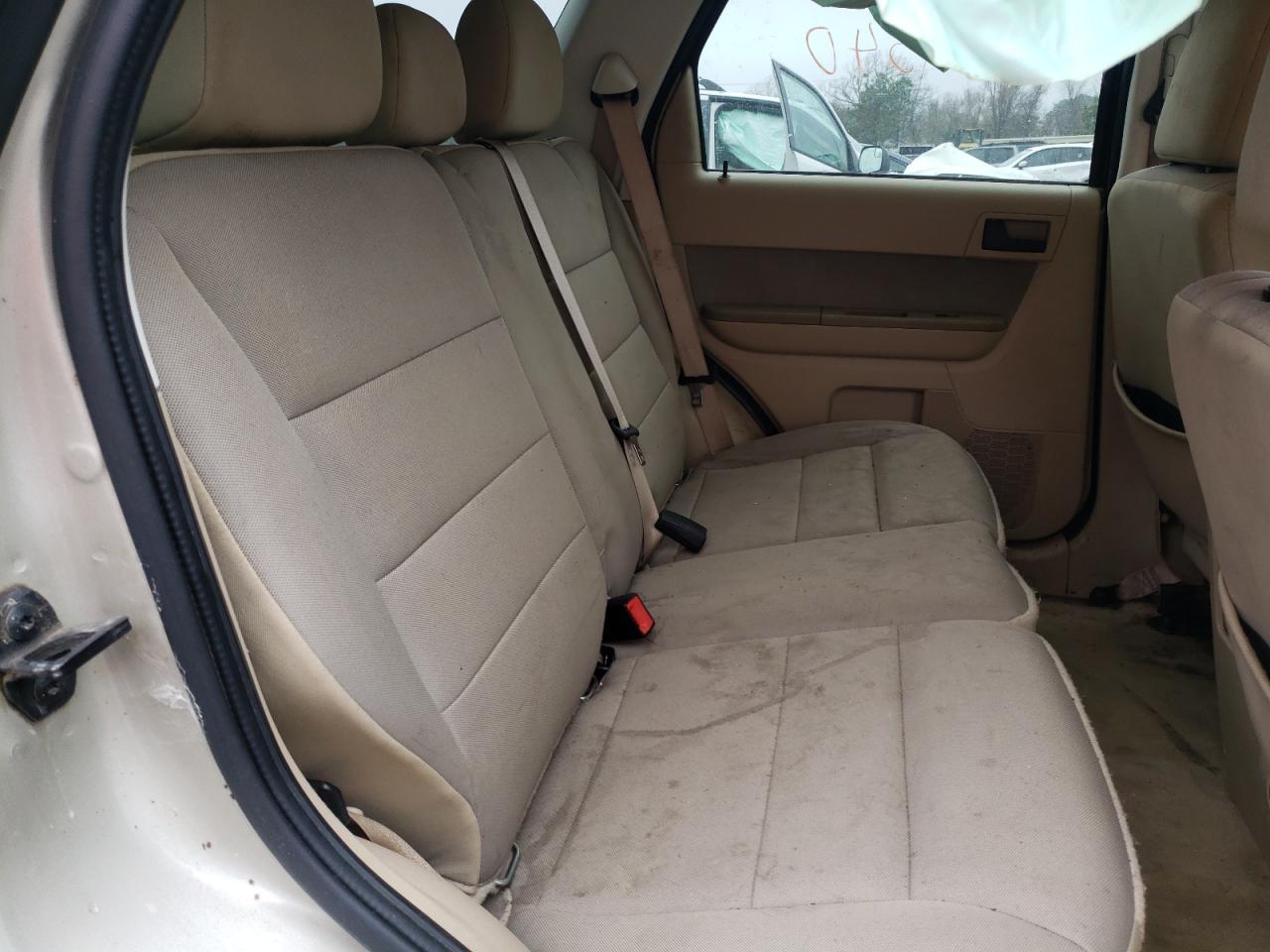 Photo 6 from auction – 2011 FORD ESCAPE XLT with VIN 1FMCU0DG0BKC05541