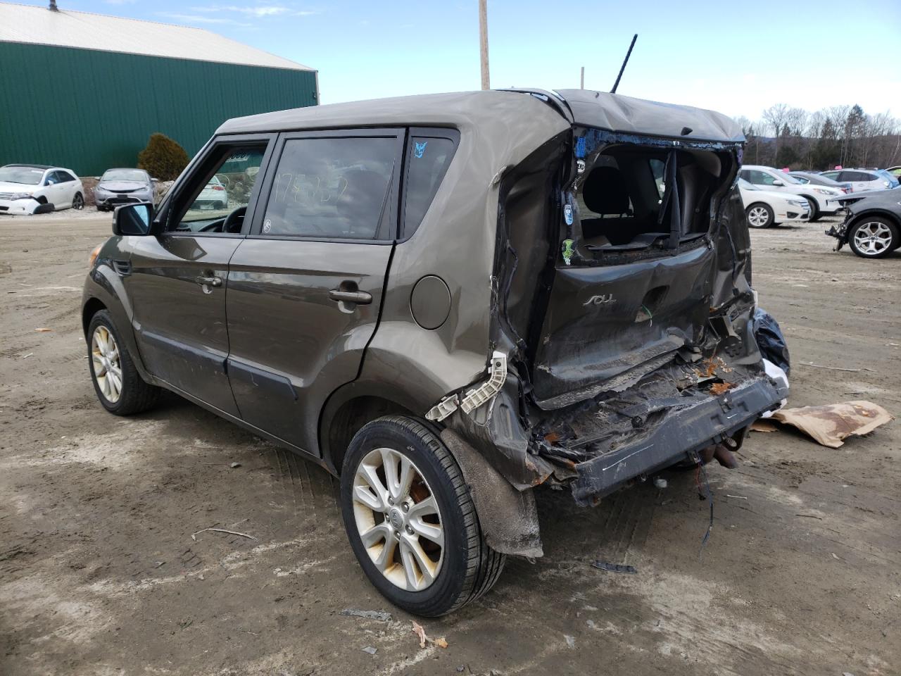 Photo 3 from auction – 2013 KIA SOUL + with VIN KNDJT2A6XD7520973
