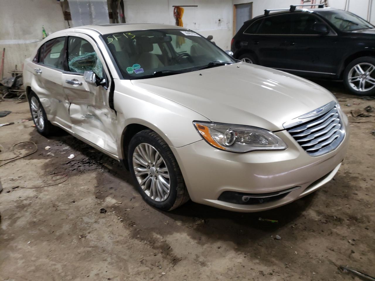 CHRYSLER 200 LIMITE 2013 with VIN 1C3CCBCG6DN578559 - Photo from auction