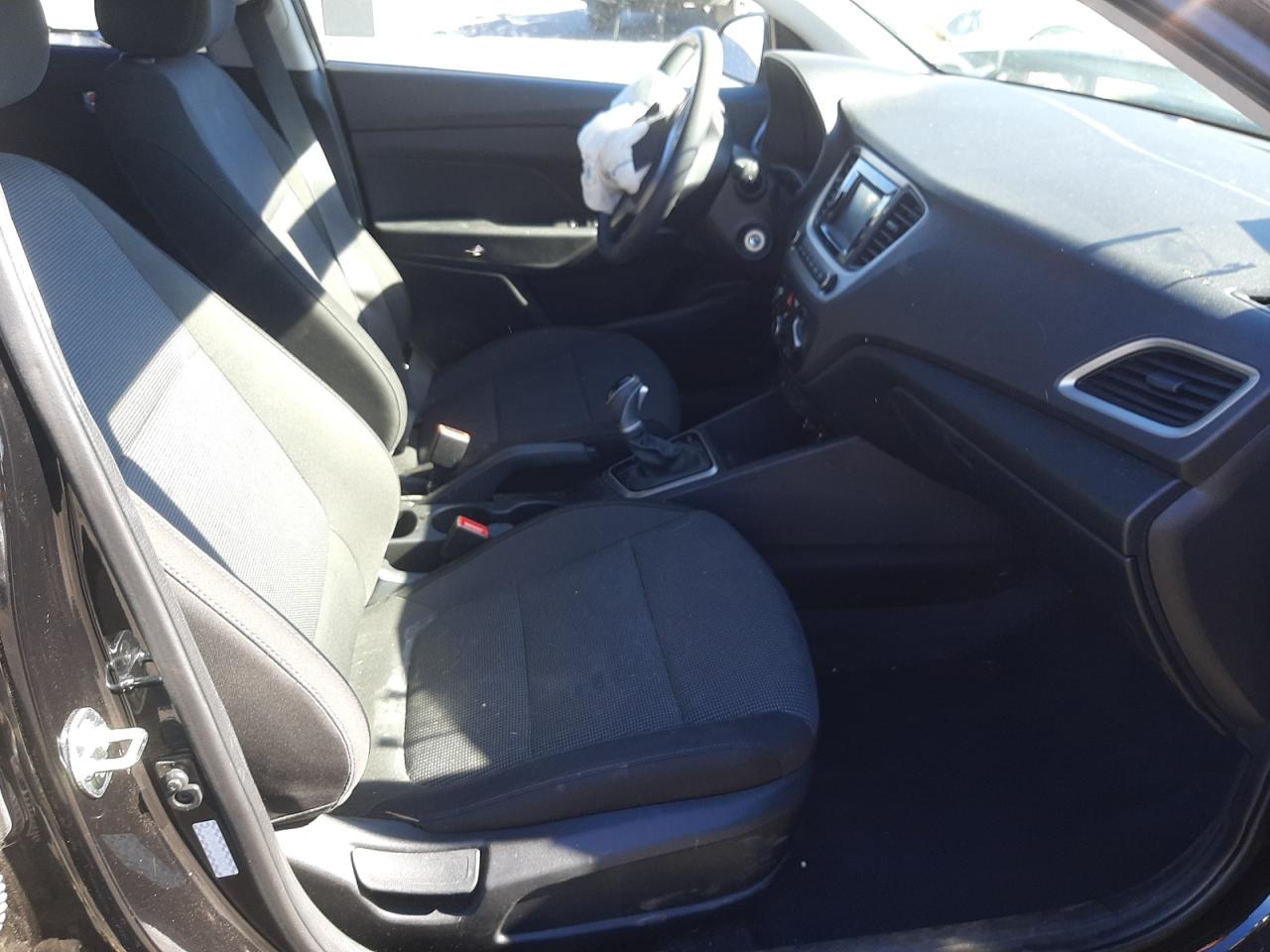 Photo 5 from auction – 2019 HYUNDAI ACCENT SE with VIN 3KPC24A34KE088374
