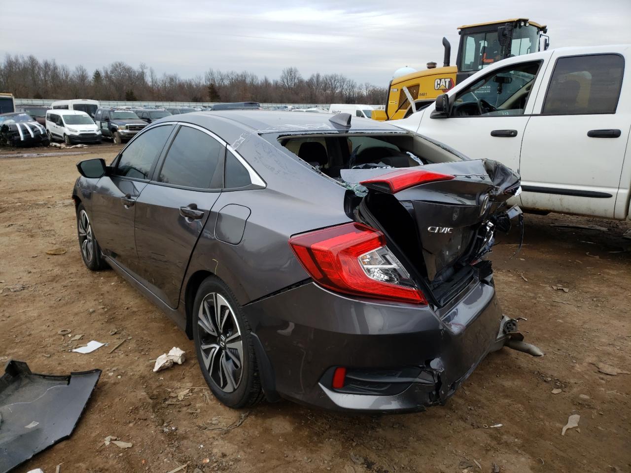 Photo 3 from auction – 2018 HONDA CIVIC EX with VIN JHMFC1F36JX041541