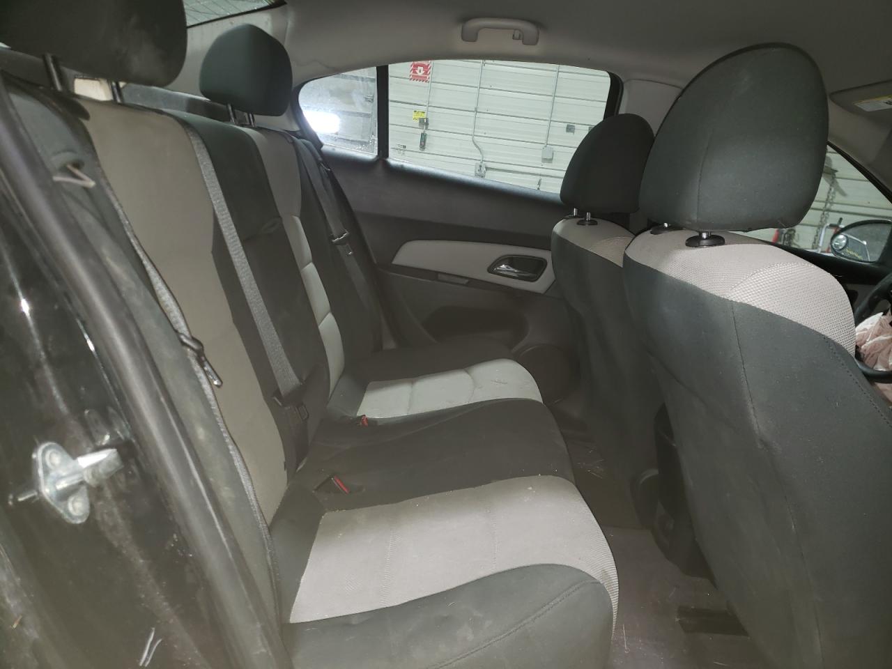 Photo 6 from auction – 2012 CHEVROLET CRUZE with VIN 1G1PC5SHXC7190111