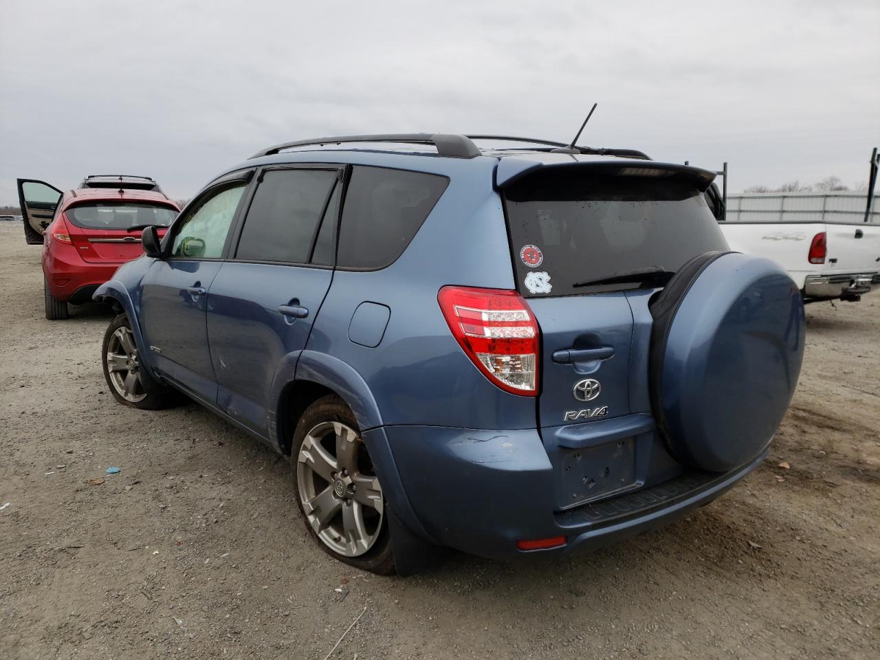 Photo 3 from auction – 2011 TOYOTA RAV4 SPORT with VIN 2T3RF4DV3BW102992