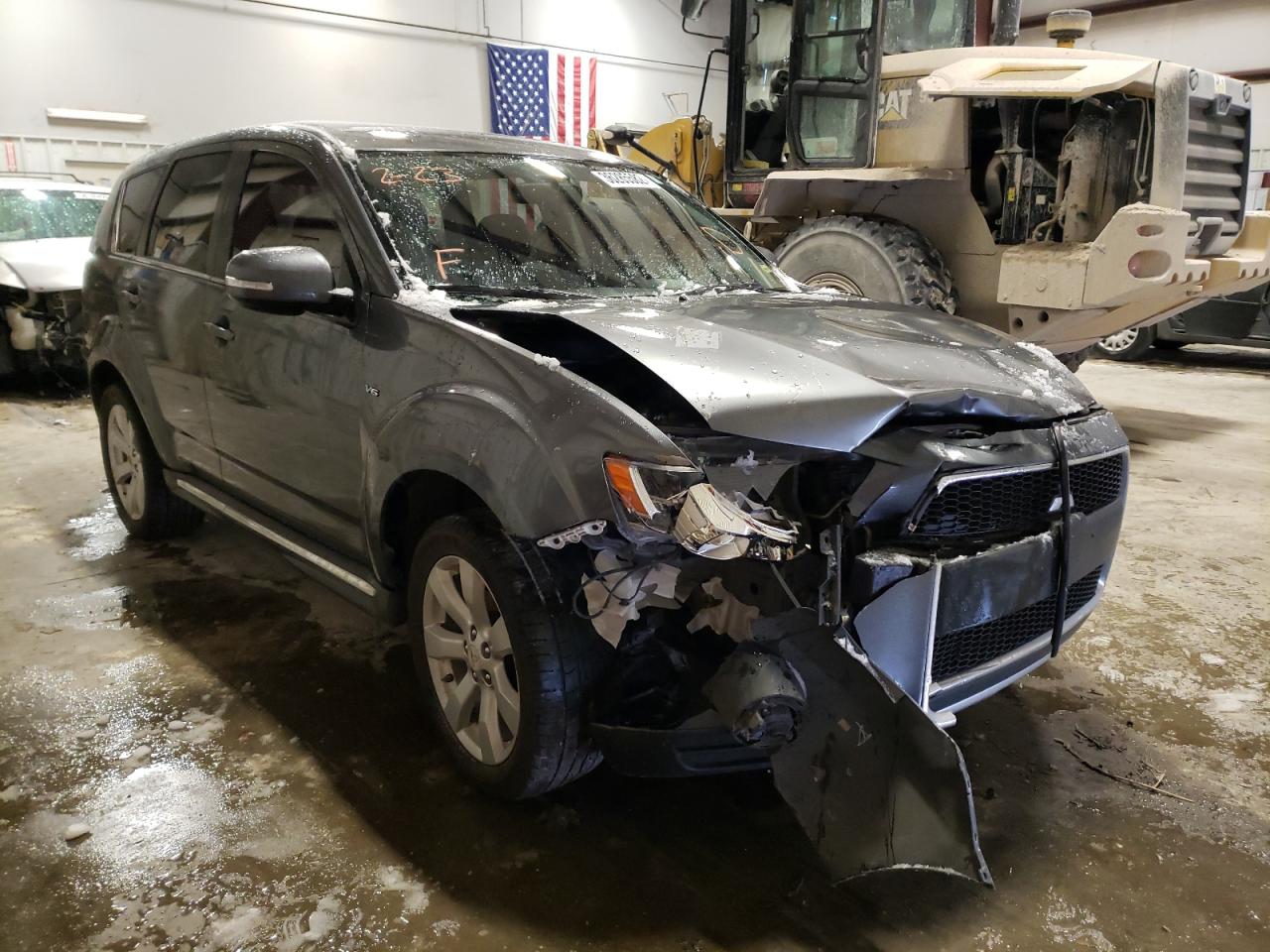 MITSUBISHI OUTLANDER 2011 with VIN JA4JT5AX5BU021243 - Photo from auction