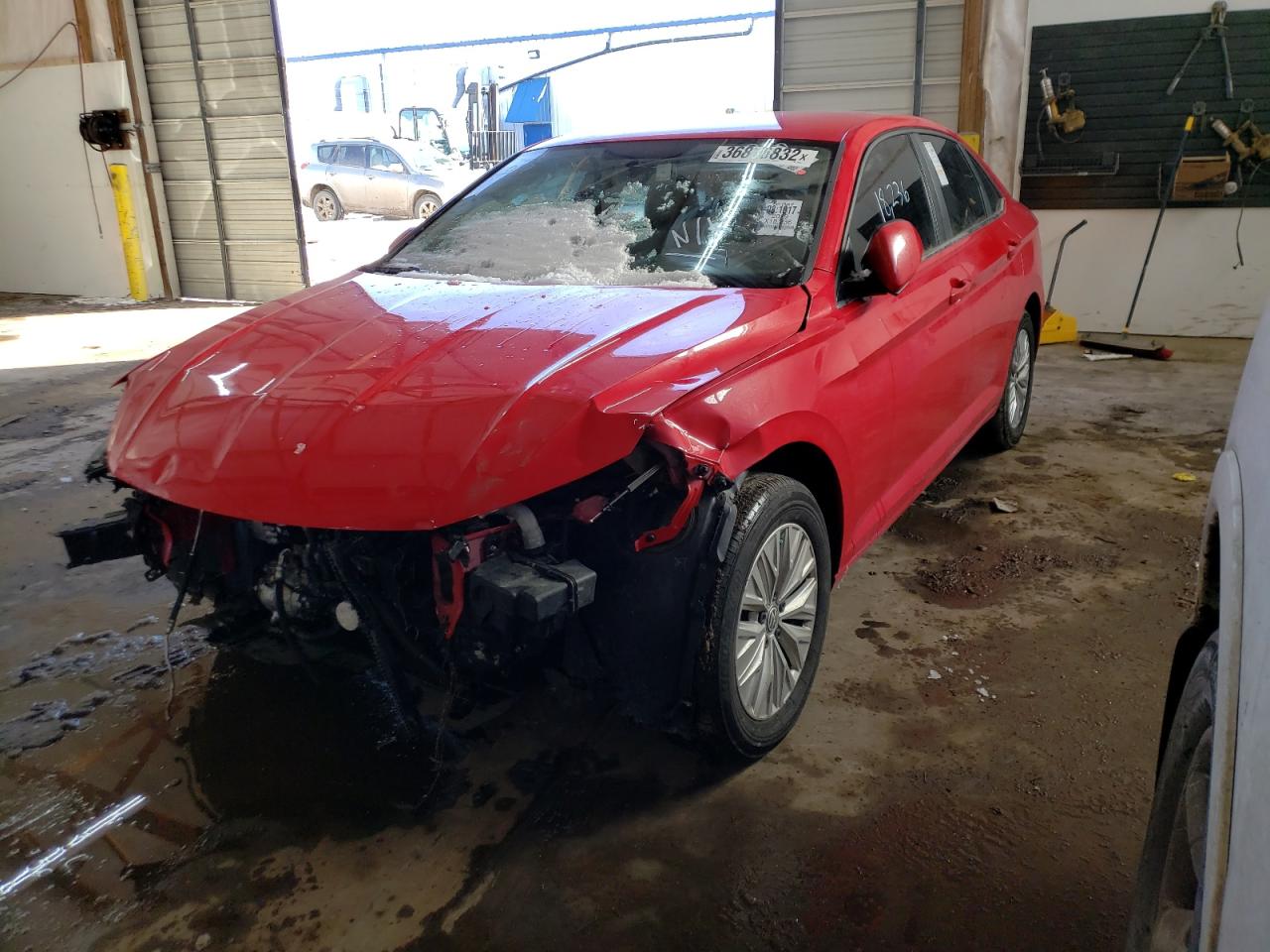 Photo 2 from auction – 2019 VOLKSWAGEN JETTA S with VIN 3VWCB7BU3KM236686
