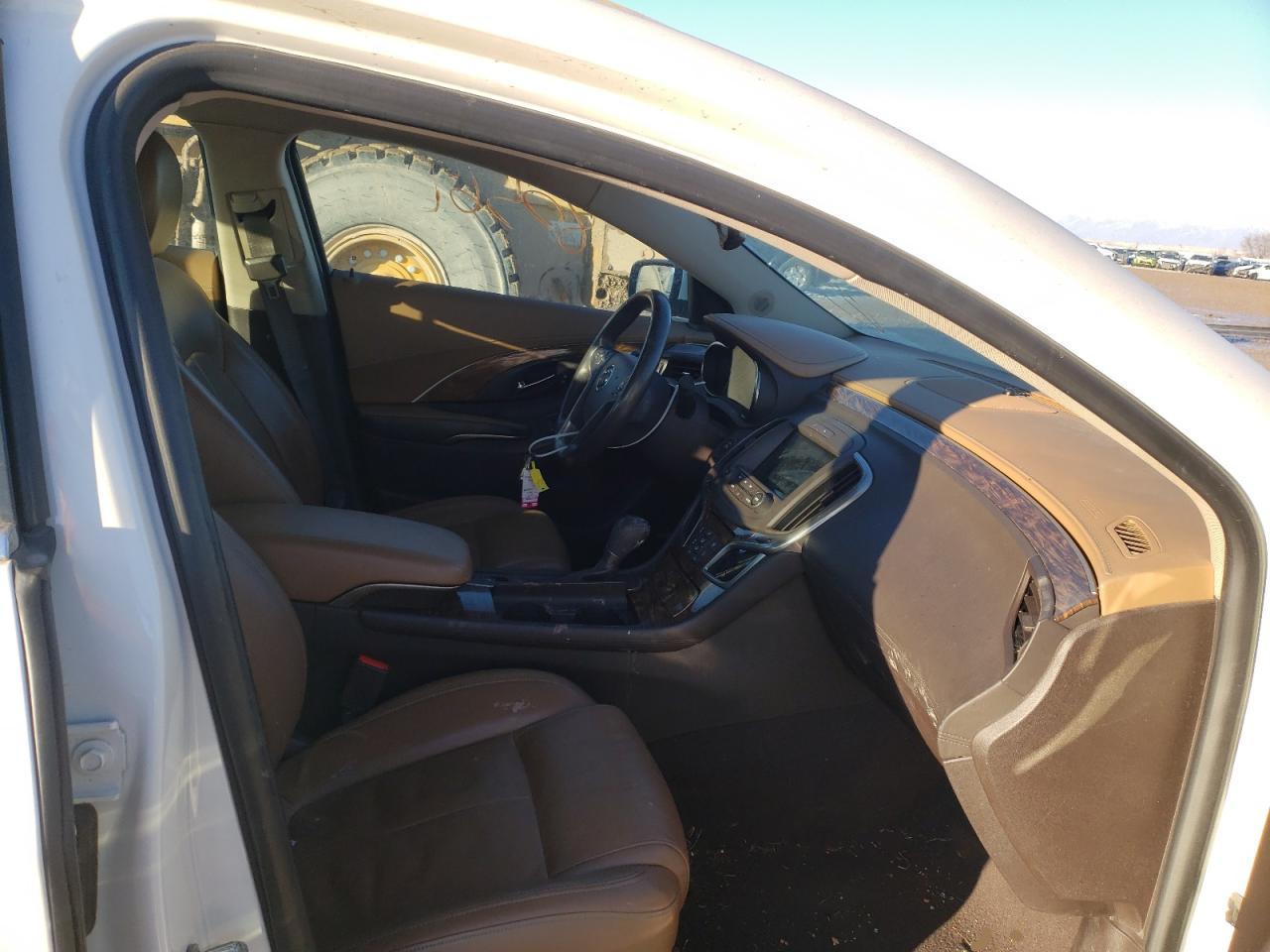 Photo 5 from auction – 2014 BUICK LACROSSE with VIN 1G4GB5G36EF275054
