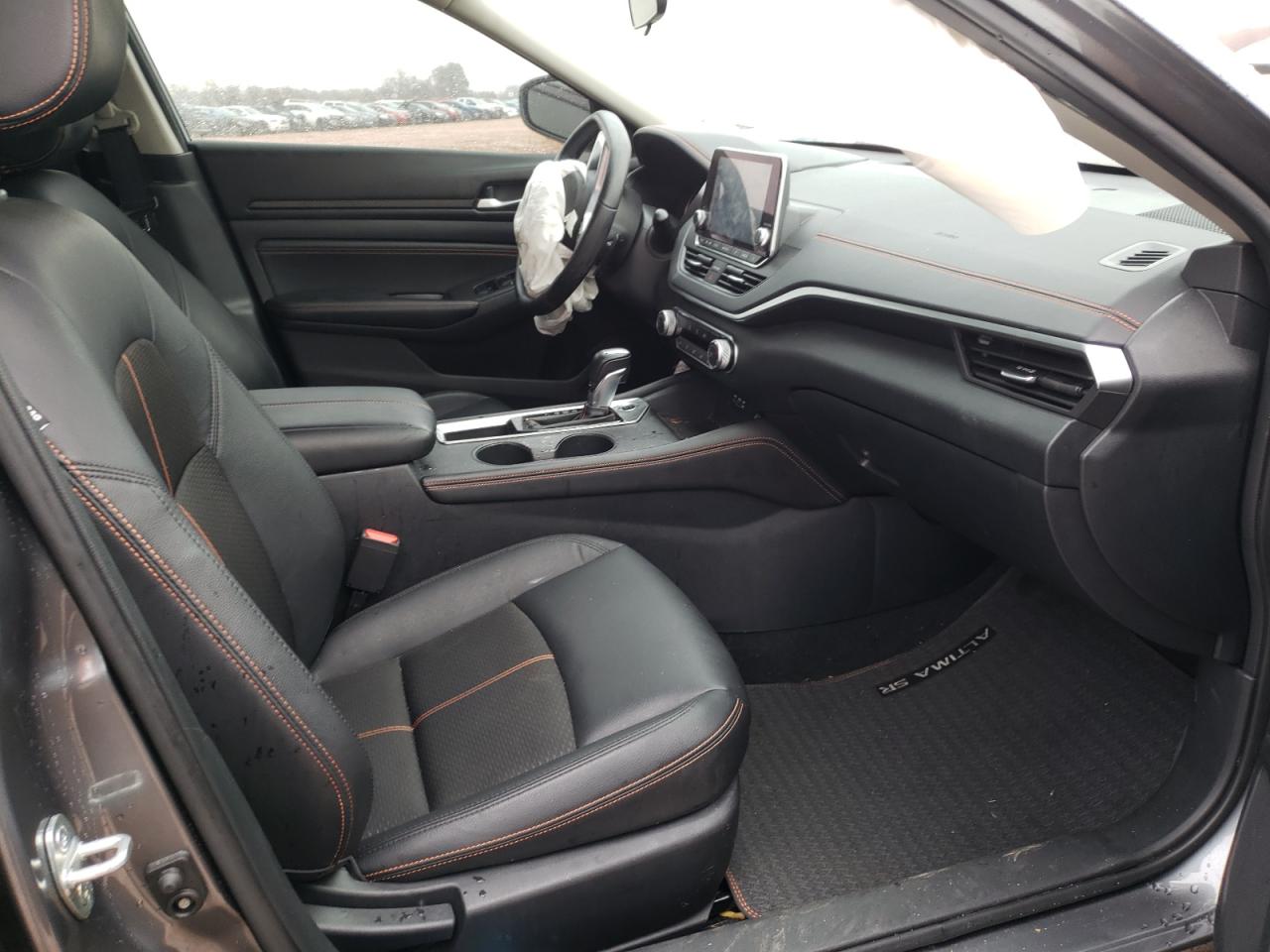 Photo 5 from auction – 2020 NISSAN ALTIMA SR with VIN 1N4BL4CV6LC137693