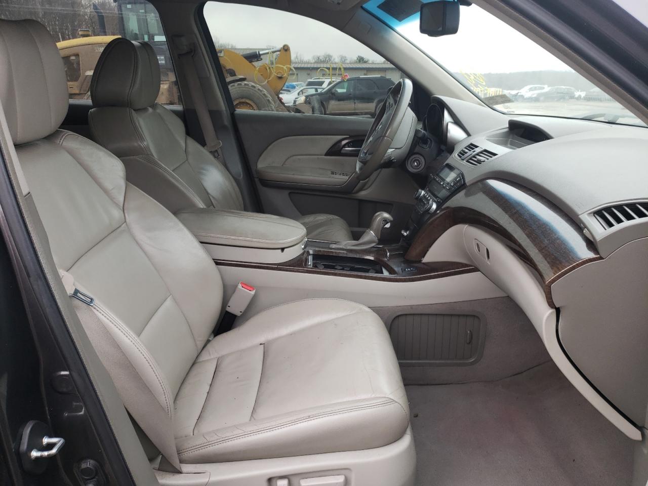 Photo 5 from auction – 2011 ACURA MDX with VIN 2HNYD2H23BH528715