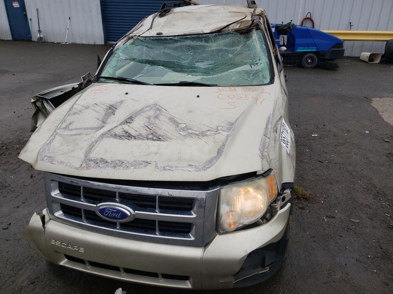 صورة رقم 9 من المزاد - 2011 FORD ESCAPE XLT مع VIN 1FMCU0DG0BKC05541