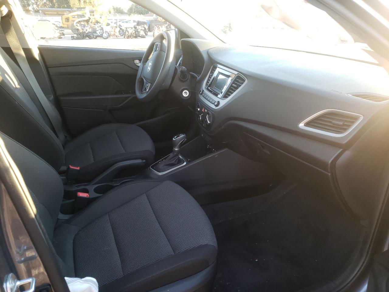 Photo 5 from auction – 2020 HYUNDAI ACCENT SE with VIN 3KPC24A64LE092274