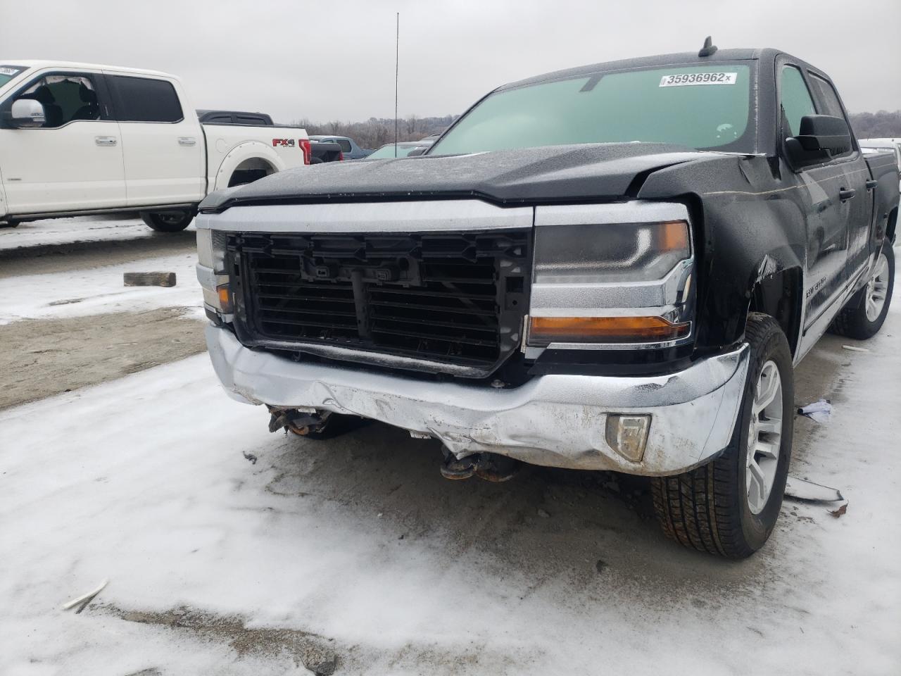 Photo 9 from auction – 2017 CHEVROLET SILVERADO with VIN 3GCUKREC8HG271656