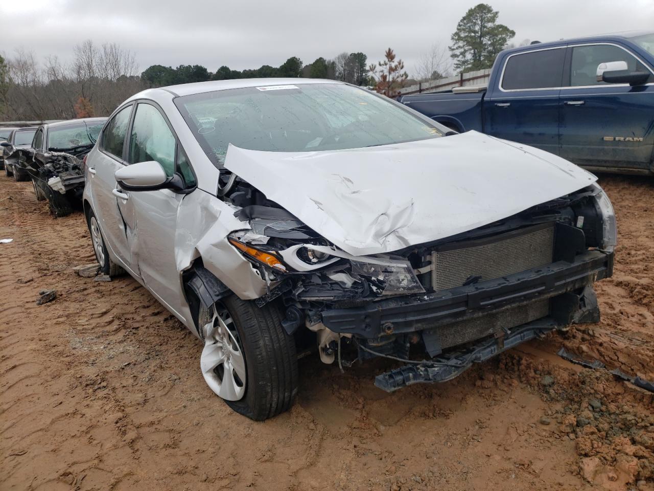 KIA FORTE LX 2017 with VIN 3KPFK4A72HE036816 - Photo from auction