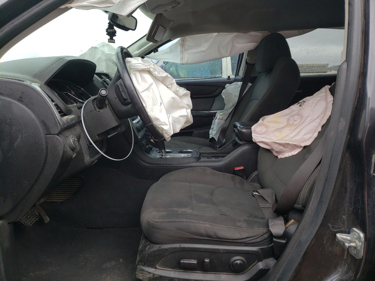 Photo 5 from auction – 2015 GMC ACADIA with VIN 1GKKRPKD0FJ358343