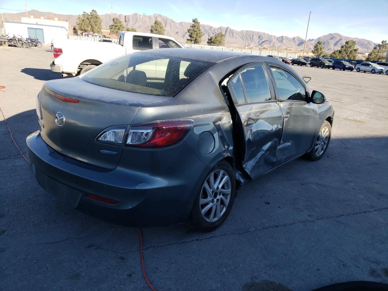 Photo 4 from auction – 2012 MAZDA 3 I with VIN JM1BL1V72C1618429