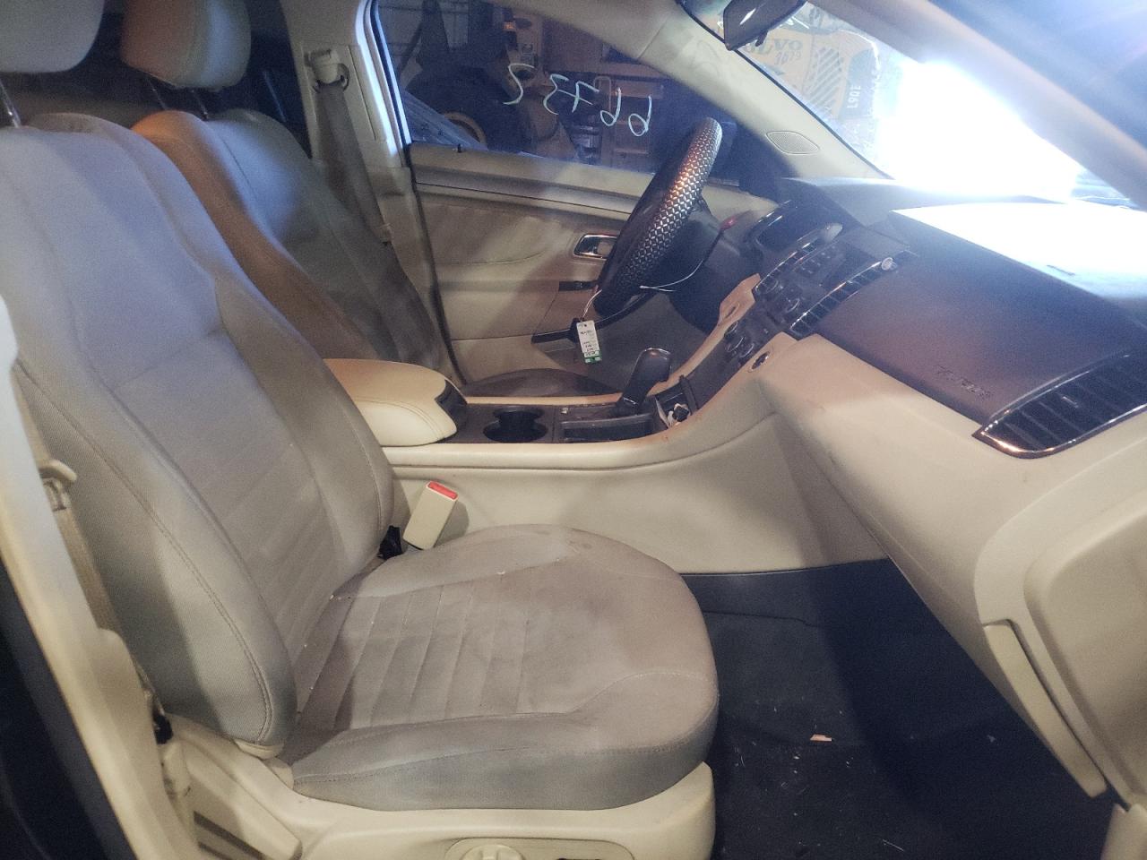 Photo 5 from auction – 2013 FORD TAURUS SE with VIN 1FAHP2D82DG212475
