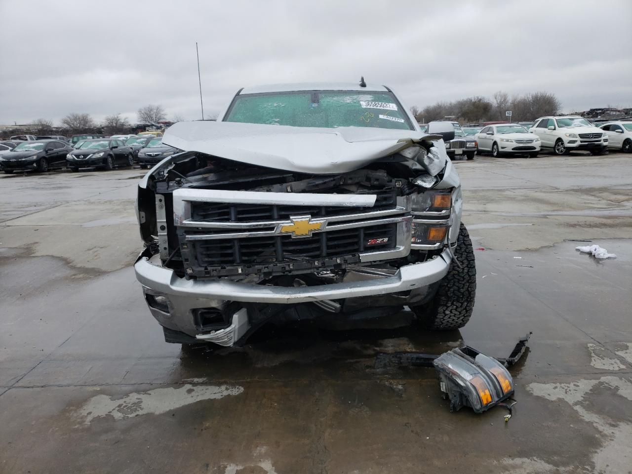 Photo 9 from auction – 2015 CHEVROLET SILVERADO with VIN 3GCUKREC7FG120739