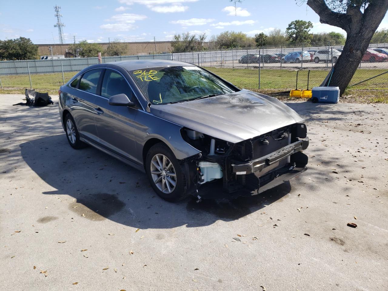 HYUNDAI SONATA SE 2019 with VIN 5NPE24AF8KH737835 - Photo from auction