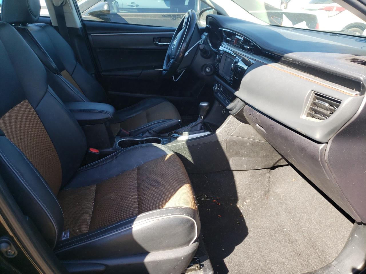 Photo 5 from auction – 2015 TOYOTA COROLLA L with VIN 5YFBURHE5FP332595