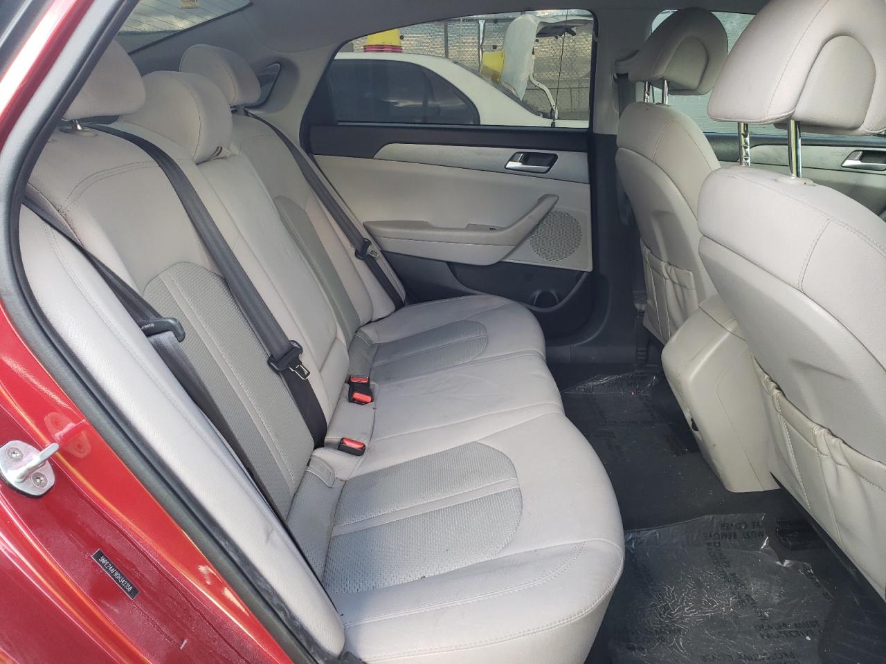 Photo 6 from auction – 2016 HYUNDAI SONATA SE with VIN 5NPE24AF9GH342358