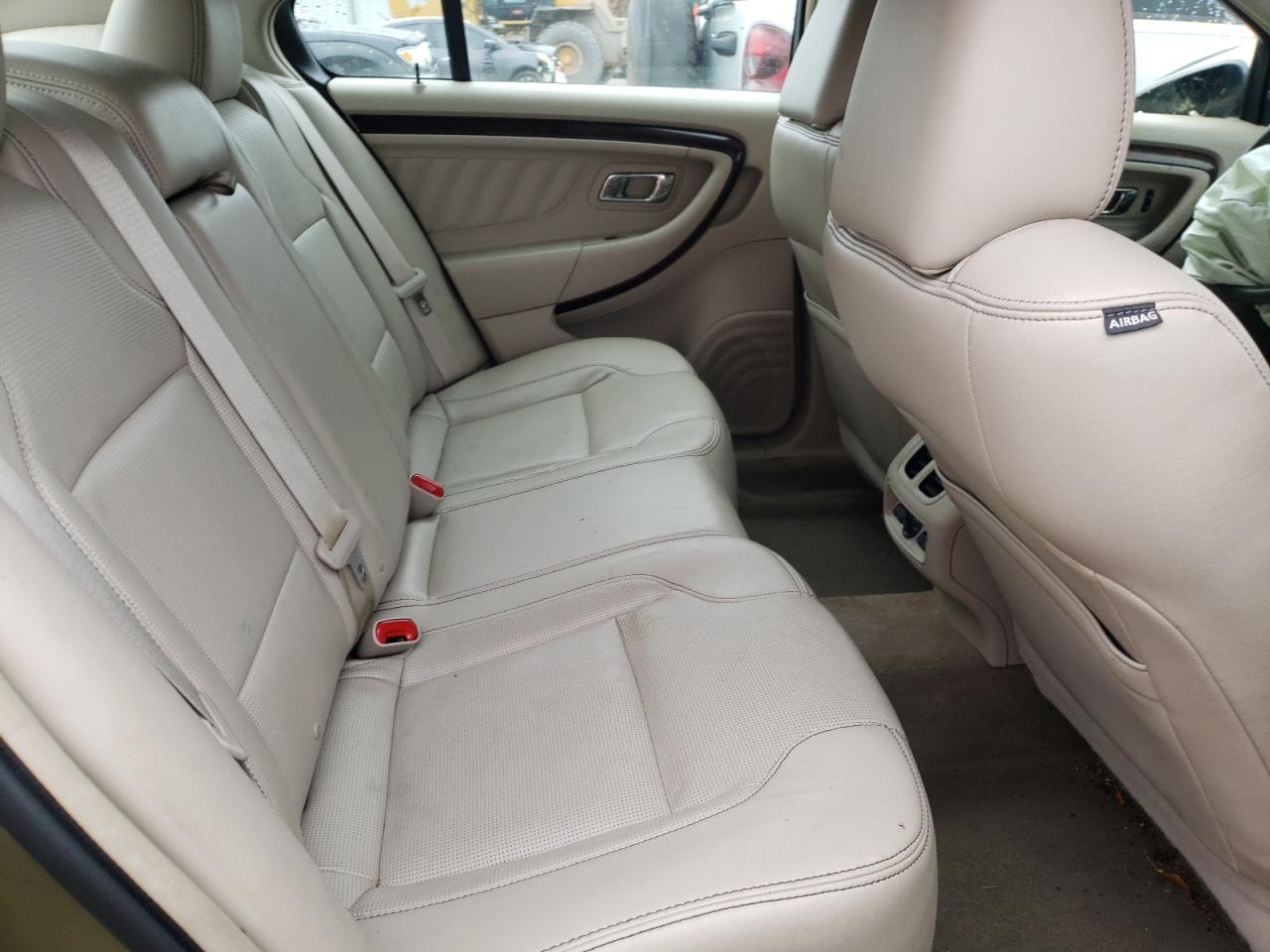 Photo 6 from auction – 2012 FORD TAURUS LIM with VIN 1FAHP2FW2CG126366