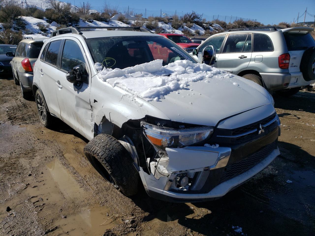 MITSUBISHI OUTLANDER 2019 with VIN JA4AR3AU3KU016664 - Photo from auction