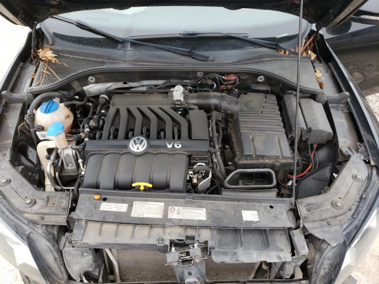 Photo 7 from auction – 2012 VOLKSWAGEN PASSAT SE with VIN 1VWBM7A38CC073969